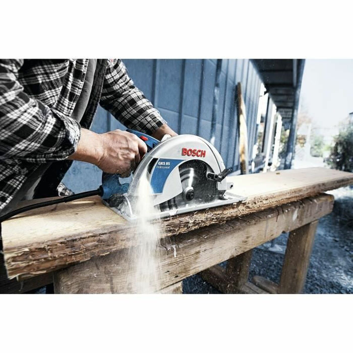 Fierăstrău circular BOSCH Professional GKS 85 2200 W 230 V - WALTI WALTI