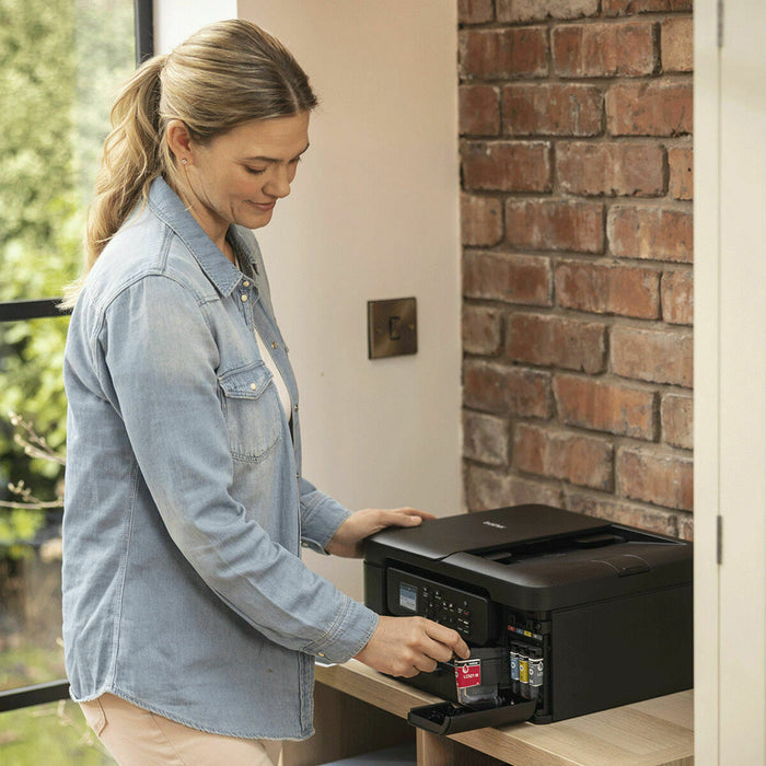 Imprimantă Multifuncțională Brother DCPJ1360DWRE1 - WALTI WALTI