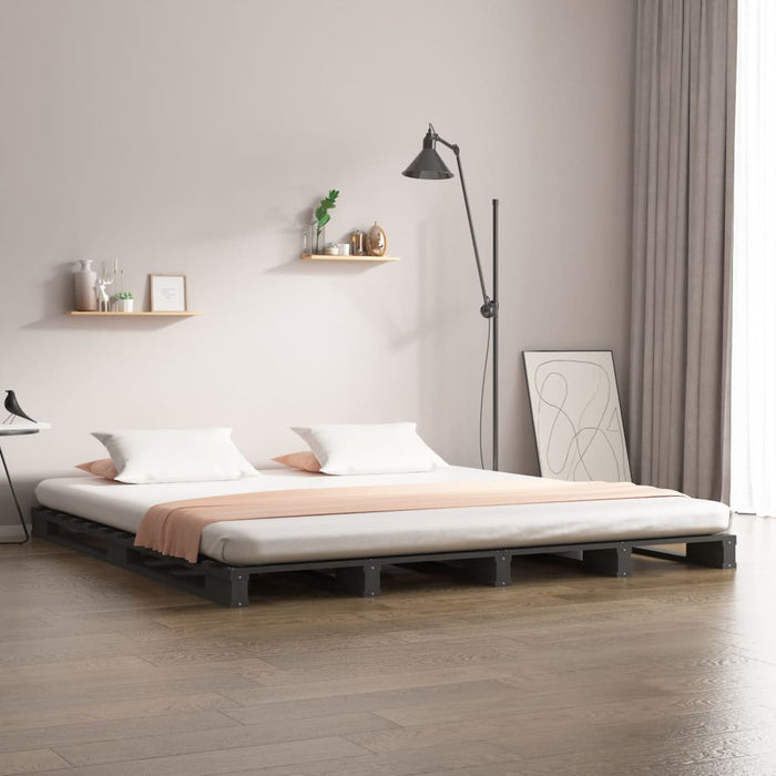 Pat din paleți King Size, gri, 150x200 cm, lemn masiv de pin - WALTI WALTI