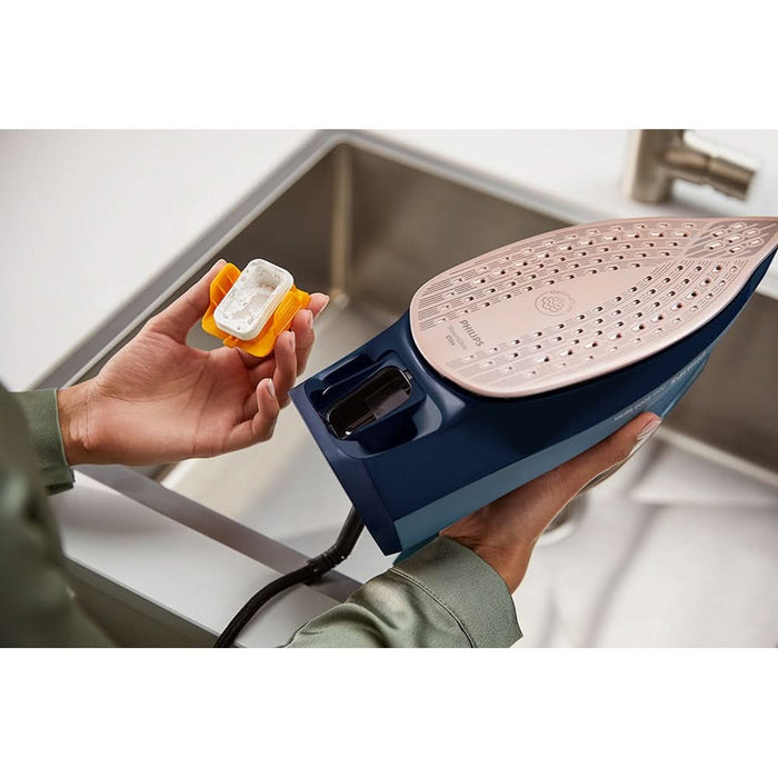 Fier de calcat PHILIPS Azur 8000 DST8020/20, 3000W, 240g/min, 300ml, talpa SteamGlide Elite, albastru-bleumarin WALTI