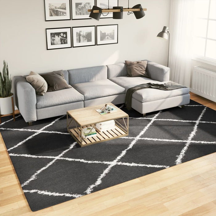 Covor pufos "PAMPLONA" fire înalte negru/crem modern 240x340 cm WALTI