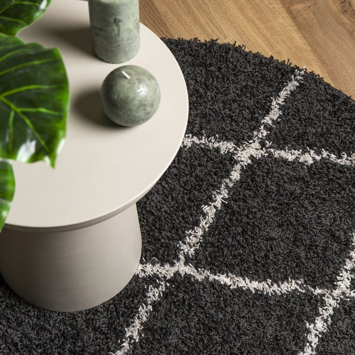 Covor pufos "PAMPLONA" fire înalte negru/crem modern Ø 80 cm WALTI