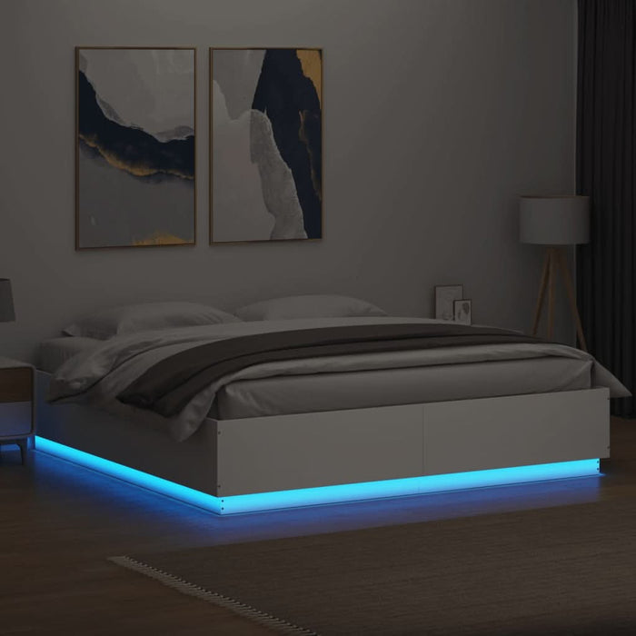 Cadru de pat cu lumini LED, alb, 200x200 cm, lemn prelucrat - WALTI WALTI