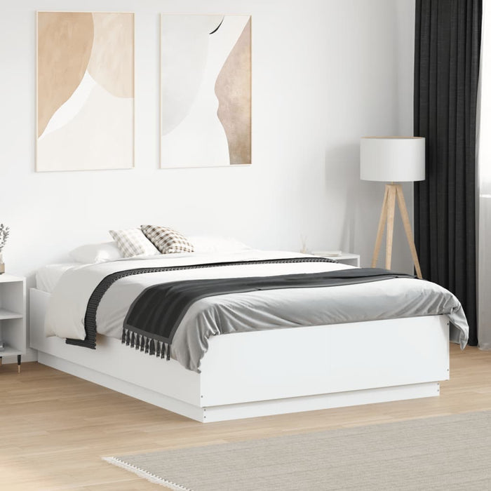 Cadru de pat cu lumini LED, alb, 135x190 cm, lemn prelucrat - WALTI WALTI