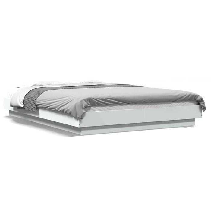 Cadru de pat cu lumini LED, alb, 140x190 cm, lemn prelucrat - WALTI WALTI