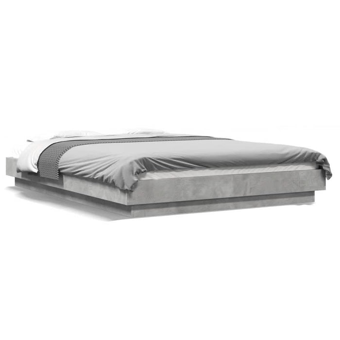 Cadru de pat cu lumini LED gri beton 140x190 cm, lemn prelucrat - WALTI WALTI