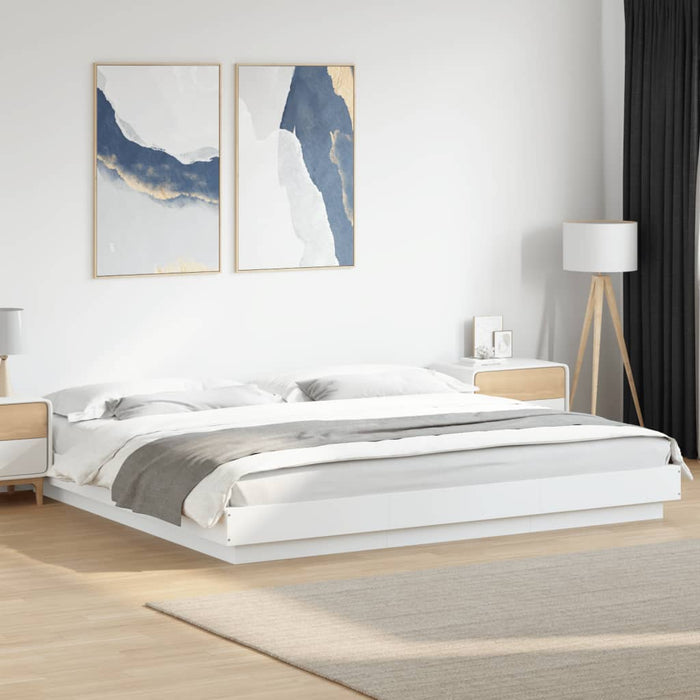 Cadru de pat, alb, 200x200 cm, lemn prelucrat WALTI