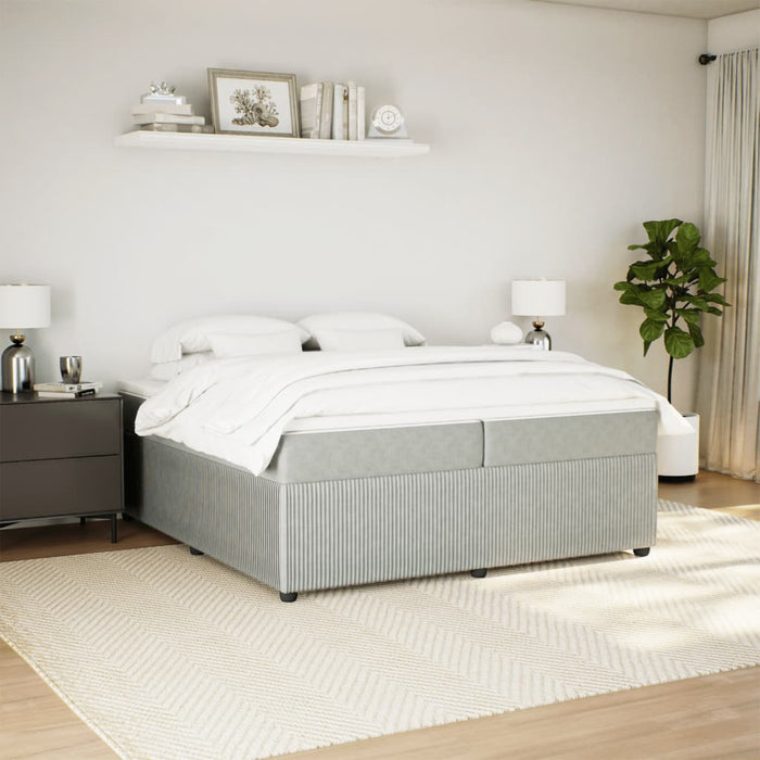 Pat box spring cu saltea, gri deschis, 200x200 cm, catifea - WALTI WALTI