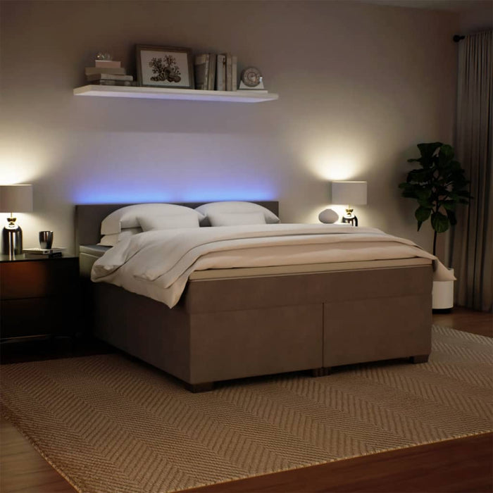 Pat box spring cu saltea, gri deschis, 180x200 cm, catifea - WALTI WALTI