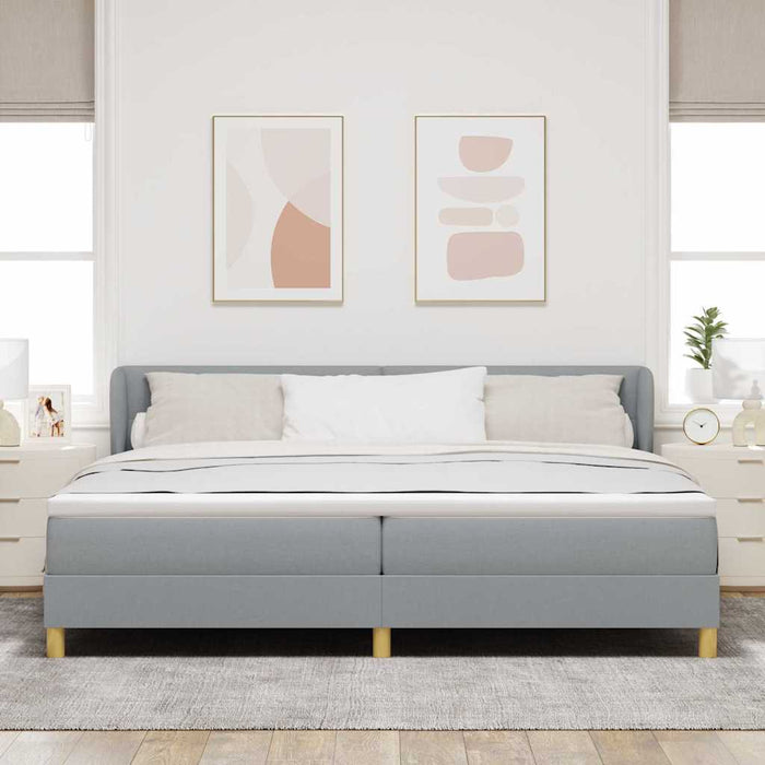 Pat cu arcuri cu headboard Gri deschis 200 x 200 cm țesătură - WALTI WALTI