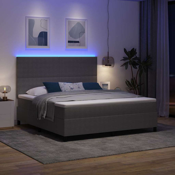 Pat cu arc LED cu headboard Gri deschis și alb. 180 x 200 cm WALTI