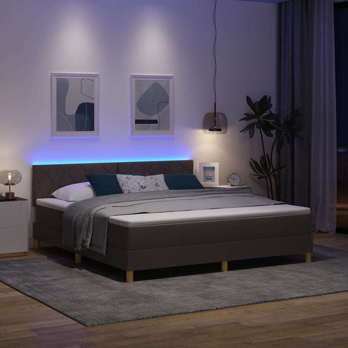 Pat cu arc LED cu benzi LED Maro închis 180 x 200 cm țesătură WALTI