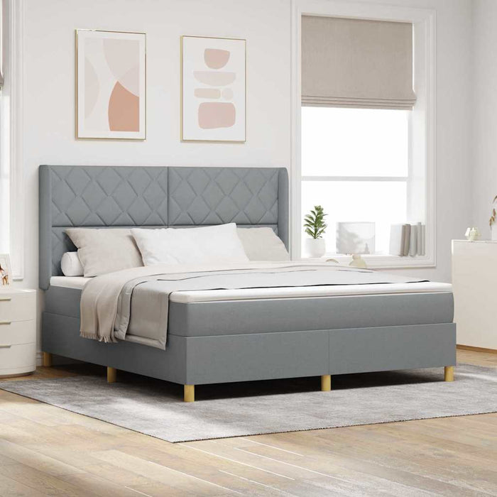 Pat cu arcuri cu benzi LED Gri deschis 180 x 200 cm țesătură - WALTI WALTI