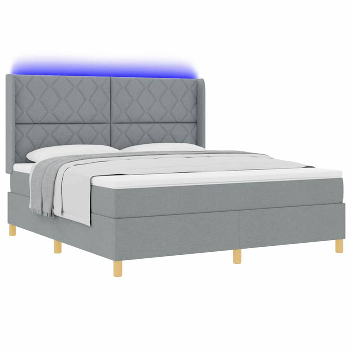 Pat cu arcuri cu benzi LED Gri deschis 180 x 200 cm țesătură - WALTI WALTI