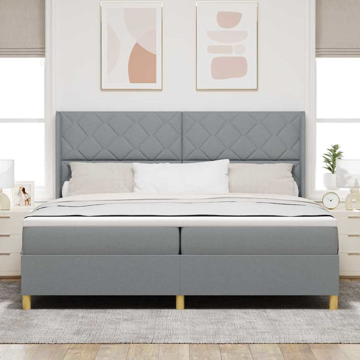 Pat cu arcuri cu saltea Gri deschis 200 x 200 cm țesătură - WALTI WALTI