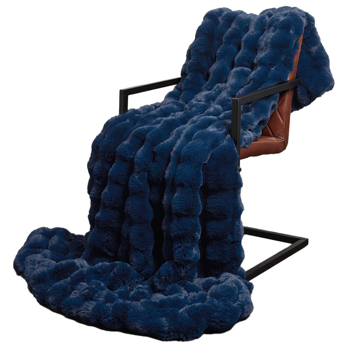 Pătură antiderapantă din sintetică de iepure Olite 130 x 150 cm - WALTI WALTI
