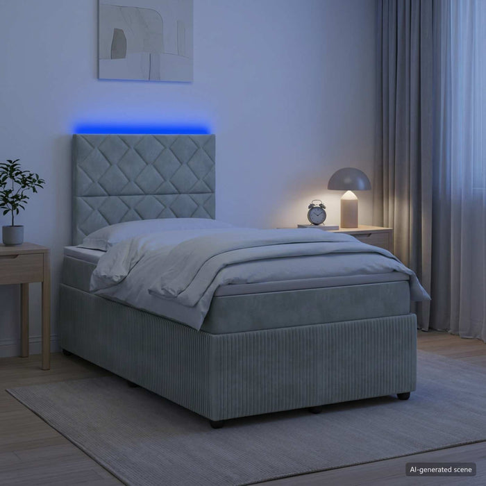 Pat cu arcuri LED și saltea Gri deschis 120 x 190 cm Catifea WALTI