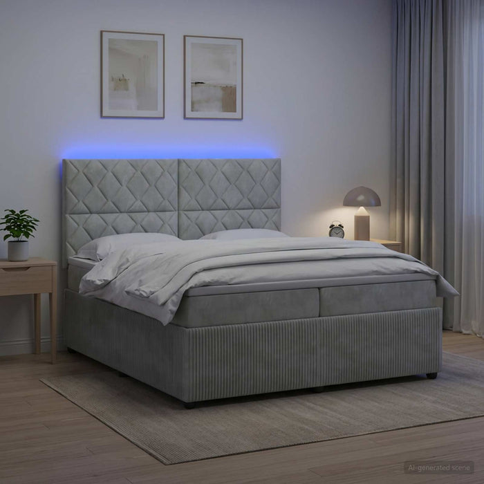 Pat cu arcuri LED și saltea Gri deschis 200 x 200 cm Catifea WALTI