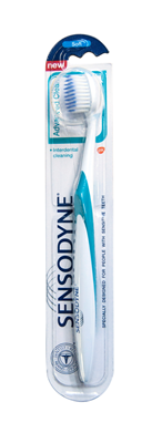 SENSODYNE Periuta Dinti Advanced Clean - WALTI WALTI