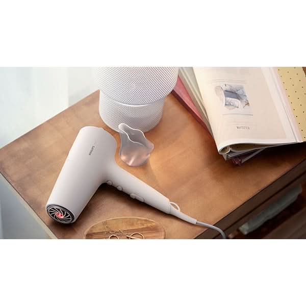 Uscator de par PHILIPS Seria 5000 BHD501/00, 2100W, 2 viteze, 3 trepte temperatura, alb WALTI