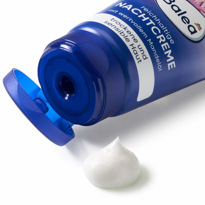 Balea Cremă regenerantă de noapte cu ulei de migdale, 50 ml - WALTI WALTI