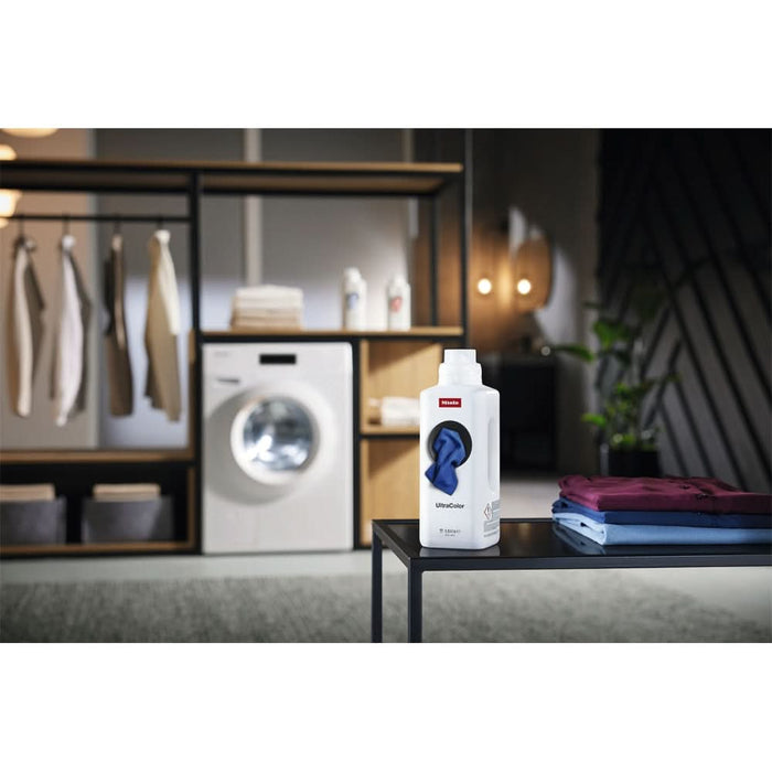 Detergent lichid pentru rufe colorate si negre MIELE, 1.5 l, 30 spalari WALTI