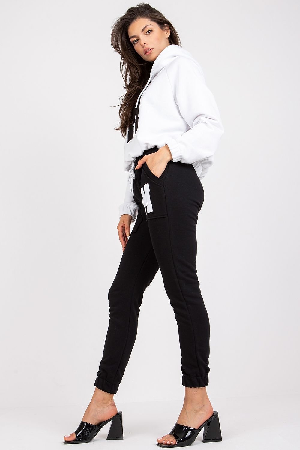 Completă Relevance - WALTI