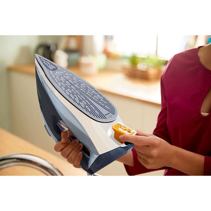 Fier de calcat PHILIPS Seria 7000 DST7020/20, 2800W, 250g/min, 300ml, talpa SteamGlide Plus, albastru WALTI