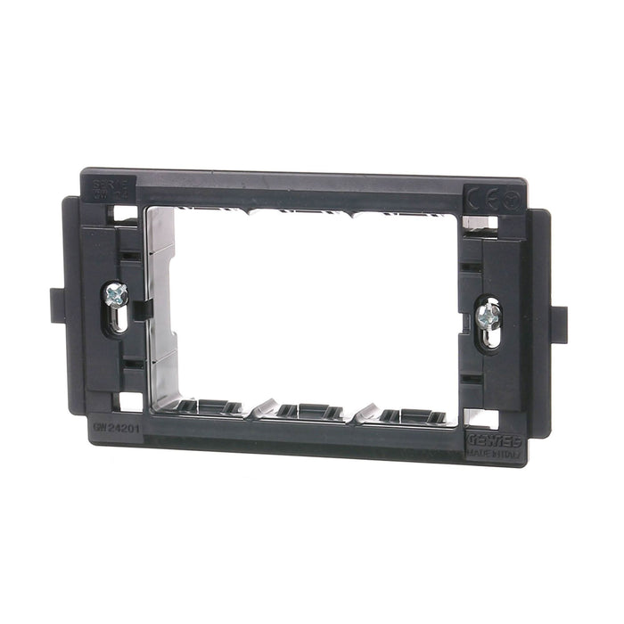 Rama fixare tripla Gewiss Top System, pentru aparataj modular, IP20, neagra WALTI