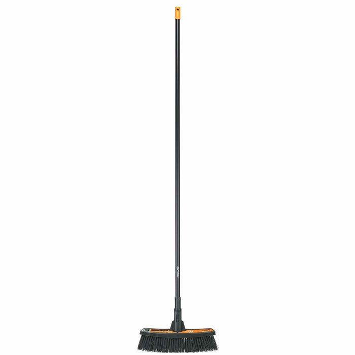 Matura curte Fiskars M, plastic, coada aluminiu, latime 38 cm, L coada 150 cm WALTI