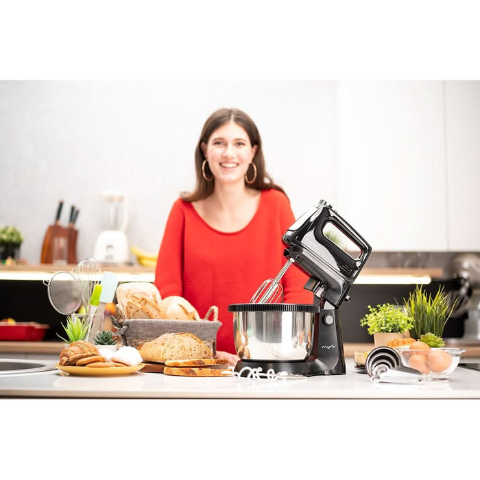Mixer cu bol MYRIA MY4024BK, 3.4l, 300W, 5 trepte viteza, argintiu-negru WALTI