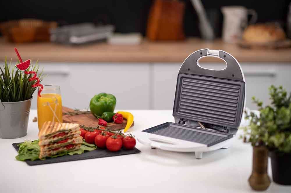 Sandwich maker MYRIA MY4108, 750W, alb WALTI