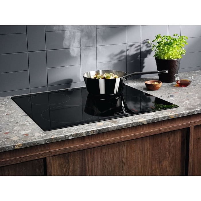 Plita incorporabila ELECTROLUX LIR60433B, Inductie, 4 arzatoare, Touch Control, negru WALTI