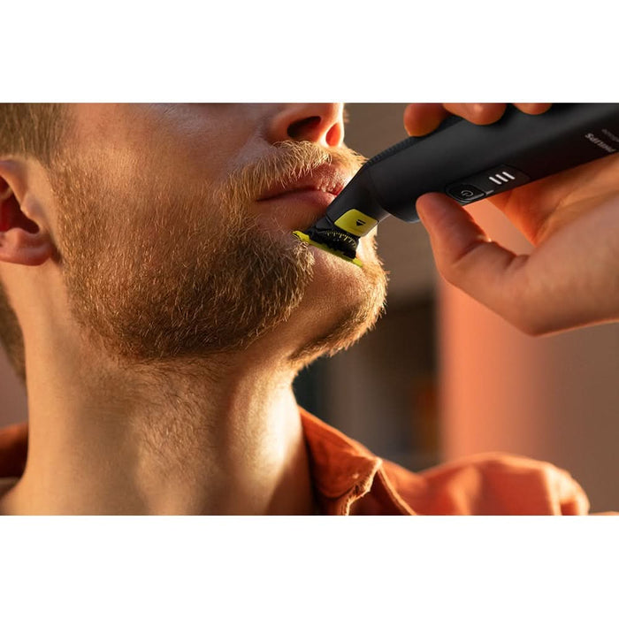 Aparat hibrid de barbierit, tuns barba si parul corporal PHILIPS OneBlade Pro QP6542/15, acumulator, 90 min autonomie, negru WALTI
